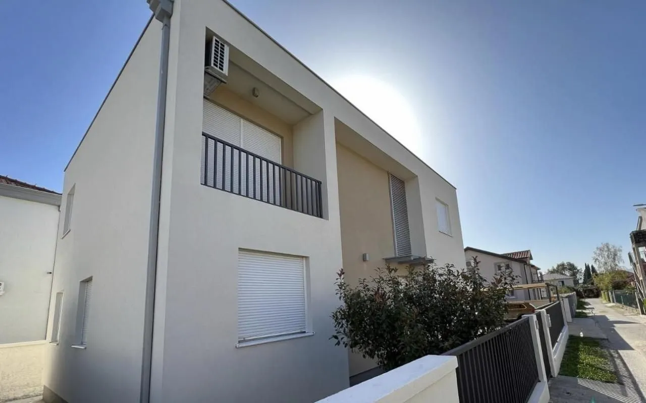 Rent, house, 167m², Gorice, Bijelo Polje