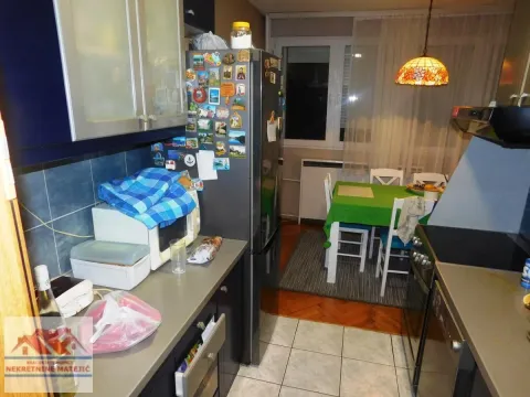 Prodaja, trosoban stan, 77m², Centar, Kragujevac - image 22