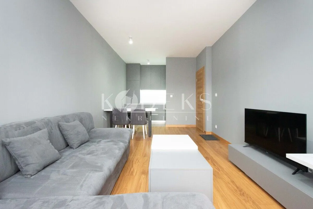 Izdavanje, jednosoban stan, 44m², New City, Podgorica