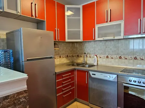 Izdavanje, jednosoban stan, 50m², Blok 5, Podgorica - image 4