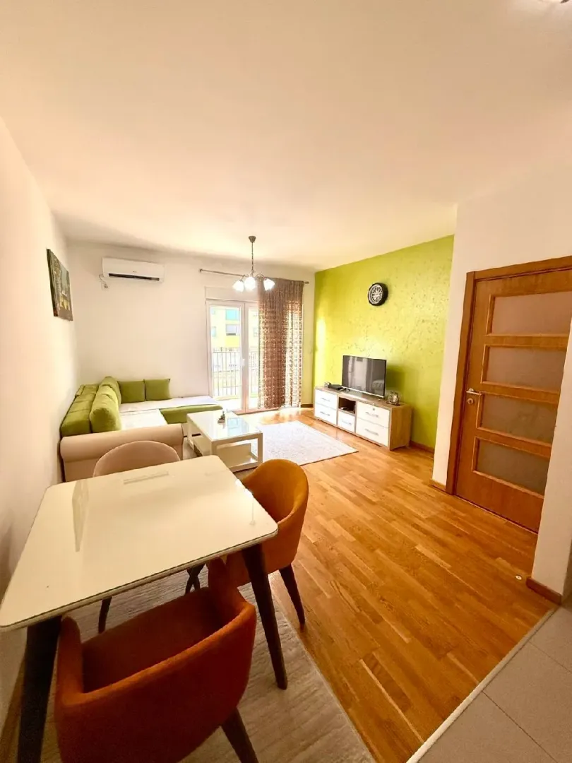 Rent, one bedroom apartment, 47m², Stari Aerodrom, Podgorica