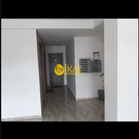 Izdavanje, jednosoban stan, 35m², Vojvode Vlahovica, Beograd