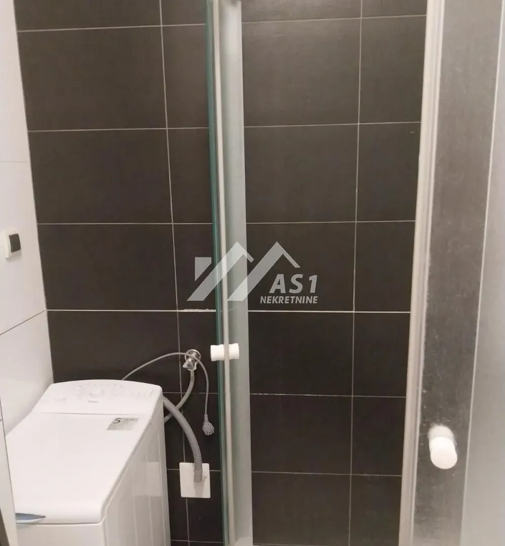 Rent, apartment, 26m², Adamovićevo Naselje, Novi Sad Sve Podlokacije