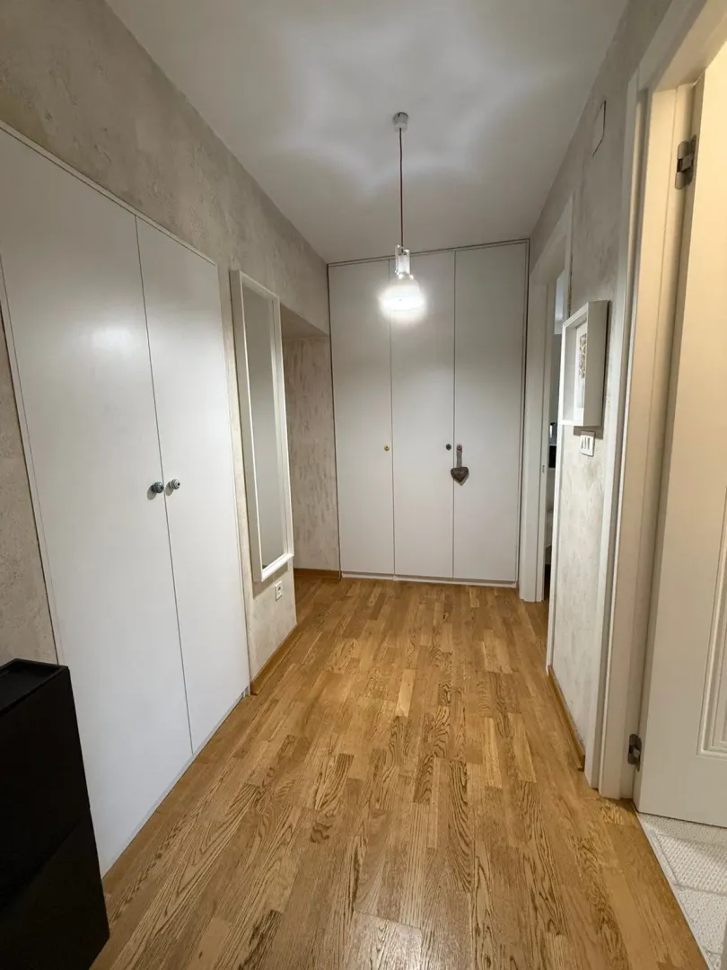 Prodaja, četvorosoban stan, 68m², Centar, Podgorica