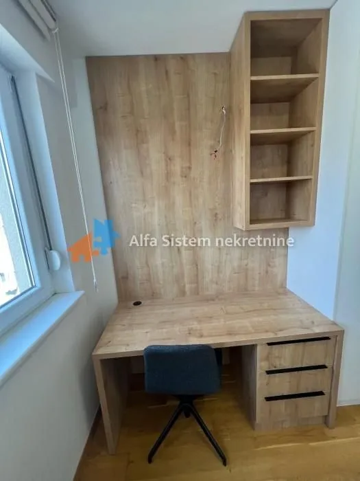 Izdavanje, četvorosoban stan, 100m², Sarajevska, Beograd