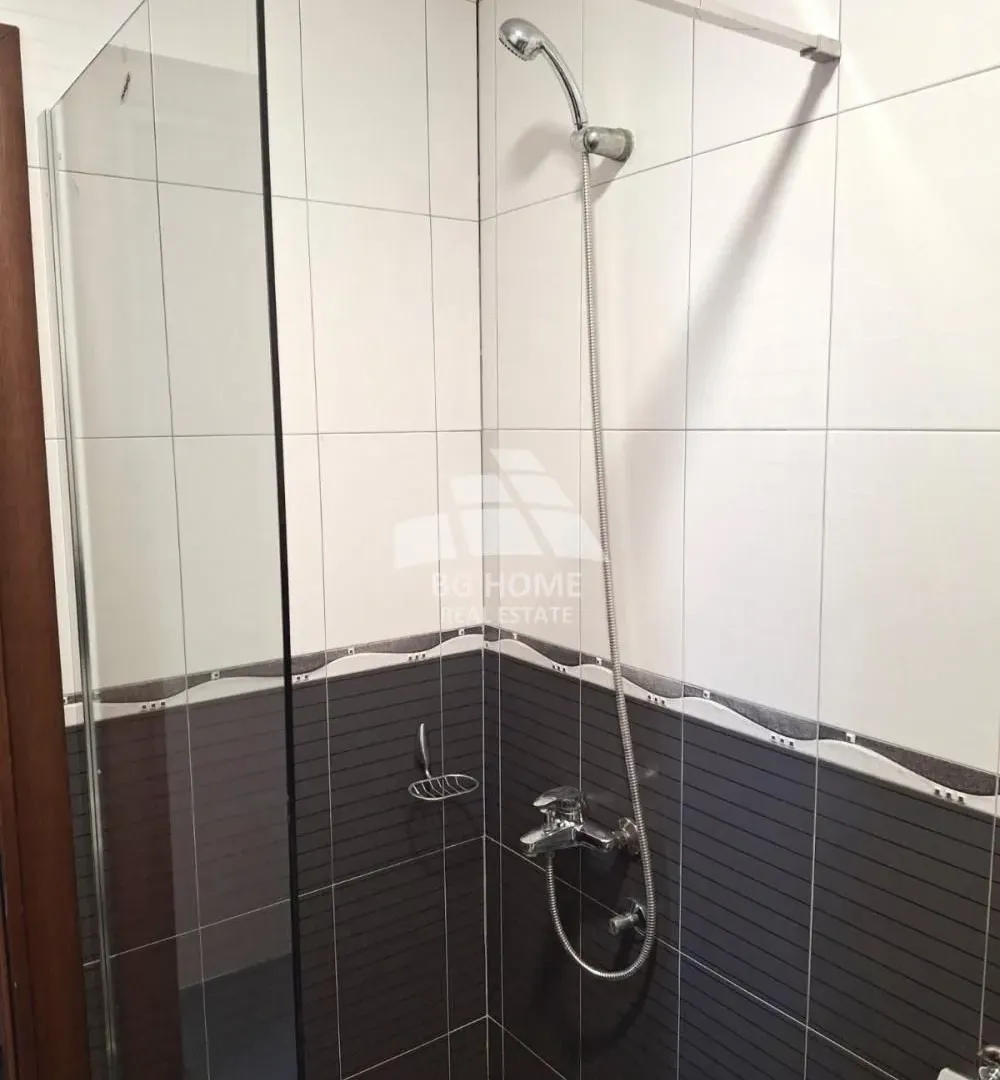 Rent, two bedroom apartment, 80m², Batajnica, Beograd
