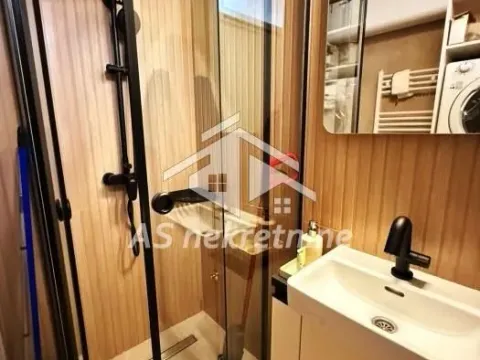 Izdavanje, trosoban stan, 73m², Đeram Pijaca, Beograd - image 18