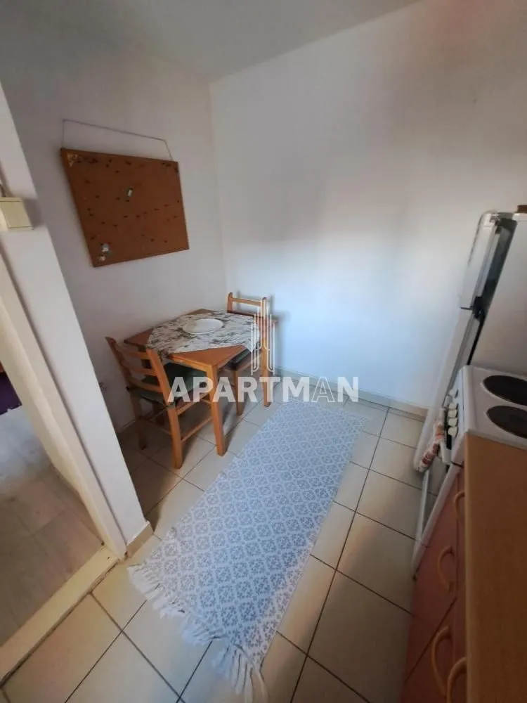 Prodaja, jednosoban stan, 29m², Vračar Hram, Vračar Sve Podlokacije