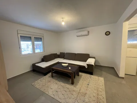 Rent, house, 80m², Konik, Podgorica - image 2