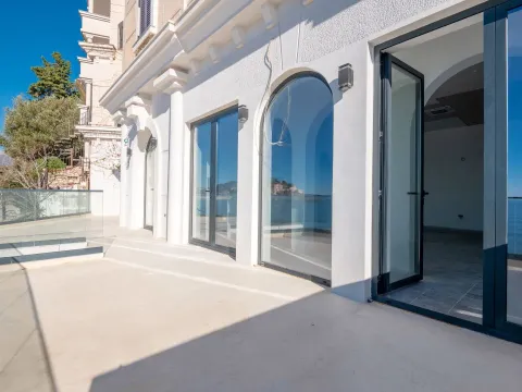 Sale, three bedroom apartment, 222m², Sveti Stefan, Budva - image 11