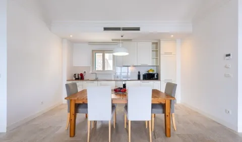 Prodaja, dvosoban stan, 118m², Luštica Bay, Tivat - image 5