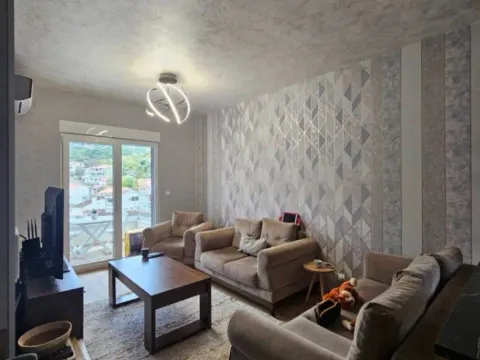 Izdavanje, jednosoban stan, Budva, Crna Gora - image 3