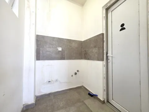 Rent, office space, 45m², Masline, Podgorica - image 4