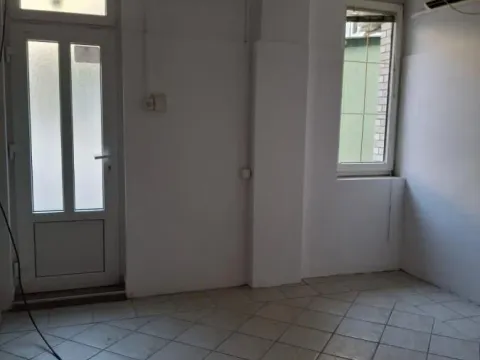 Rent, office space, 160m², Grbavica, Novi Sad Sve Podlokacije - image 9