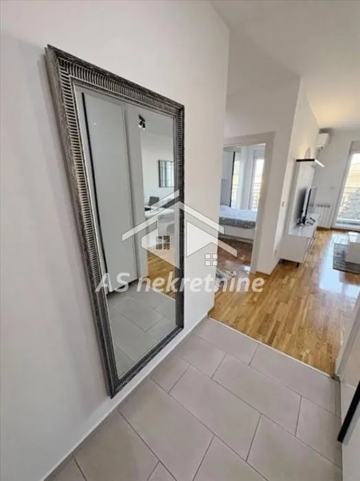 Rent, two bedroom apartment, 52m², Hala Pionir, Palilula Sve Podlokacije