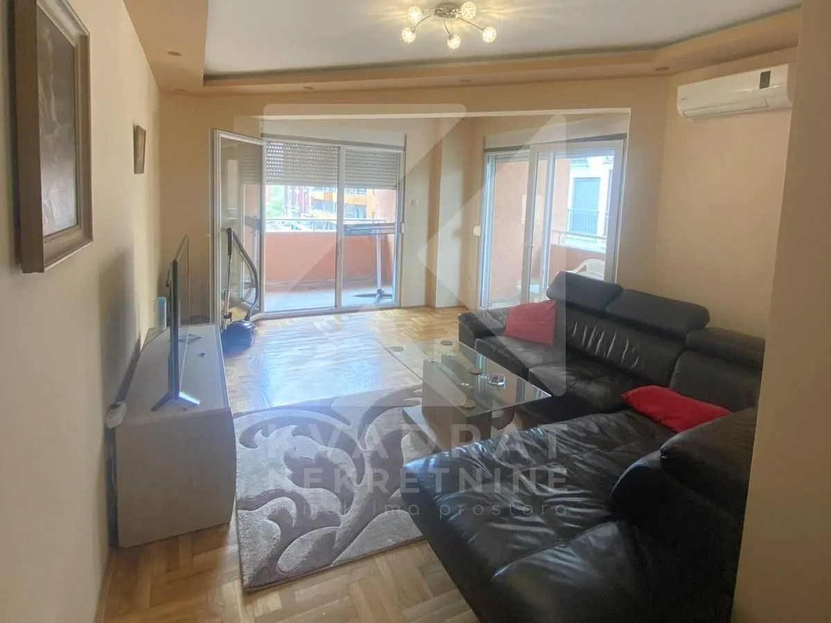 Rent, two bedroom apartment, 63m², 1 maj, Podgorica