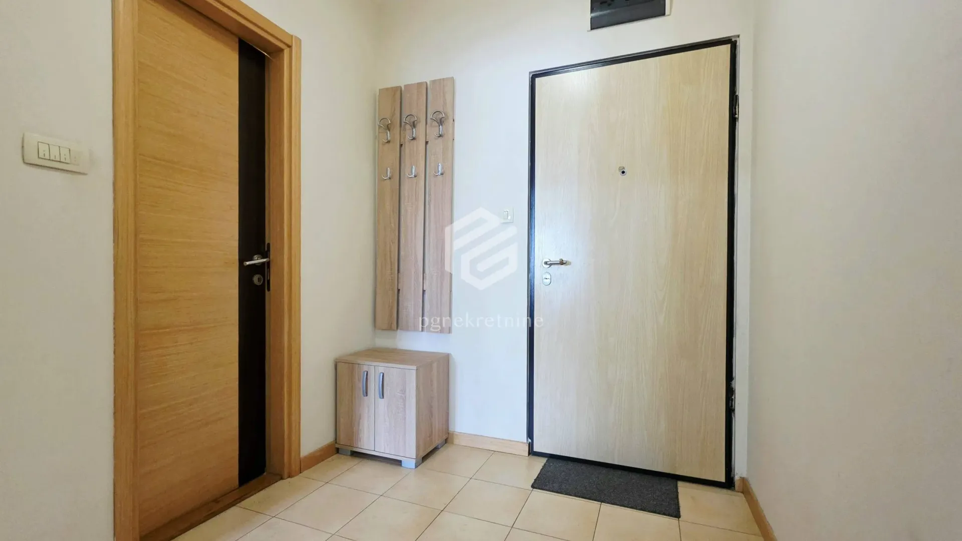Rent, one bedroom apartment, 52m², Tuški Put, Podgorica
