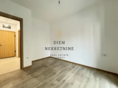 Izdavanje, dvosoban stan, 55m², Podgorica, Crna Gora - image 8