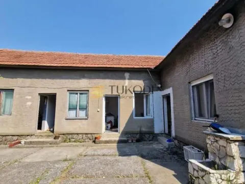 Sale, house, 765m², Novi Banovci, Stara Pazova - image 9