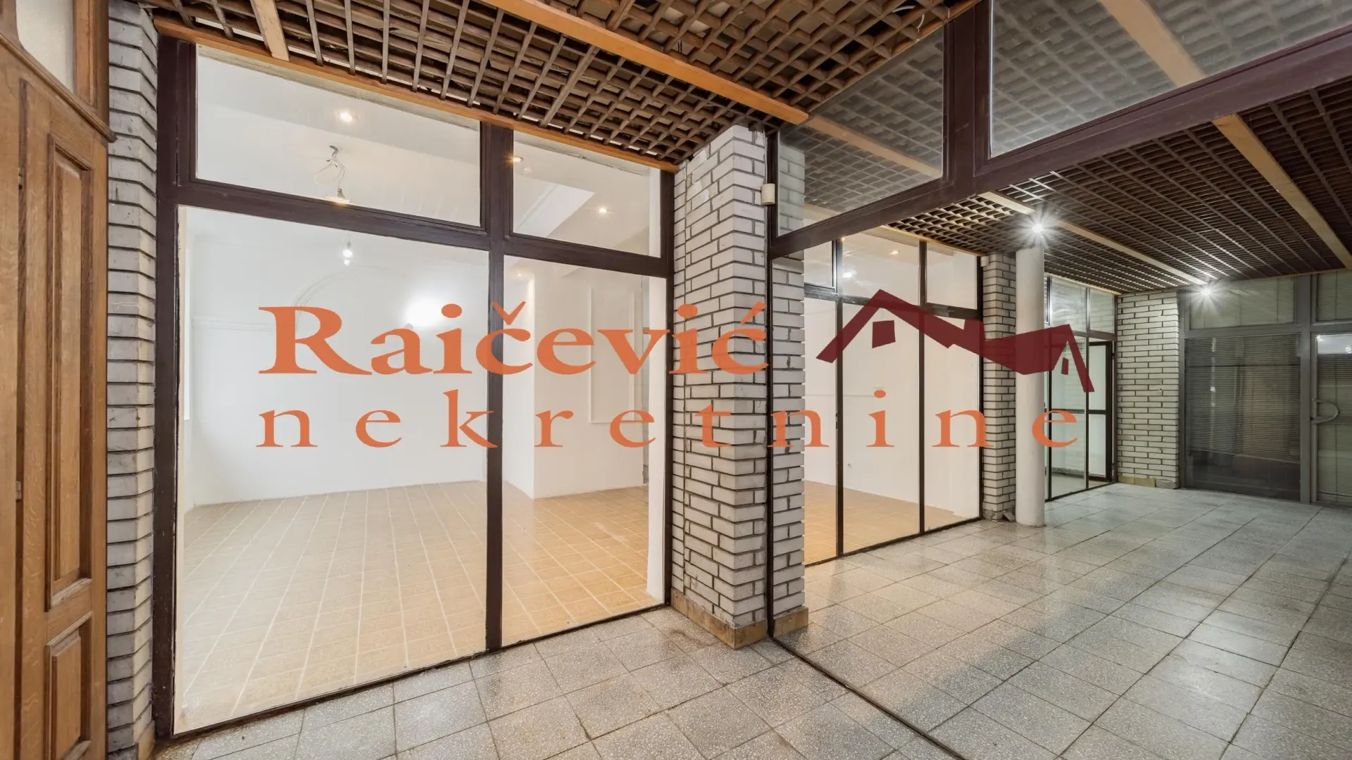 Sale, office space, 49m², Voždovac Sve Podlokacije, Beograd
