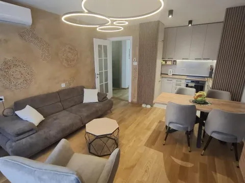 Prodaja, četvorosoban stan, 80m², Nova Detelinara, Novi Sad Sve Podlokacije - image 4