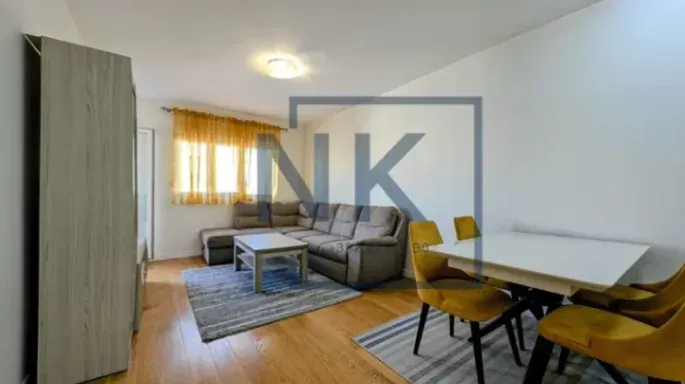 Izdavanje, dvosoban stan, 69m², Central Point, Podgorica