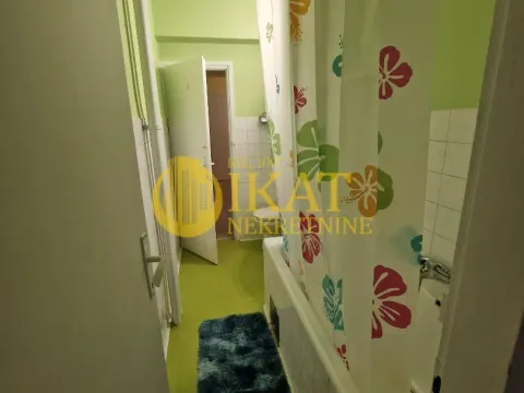 Izdavanje, trosoban stan, 72m², Savski Trg, Beograd - image 7