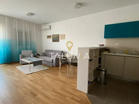 Prodaja, jednosoban stan, 51m², City Kvart, Podgorica - image 3