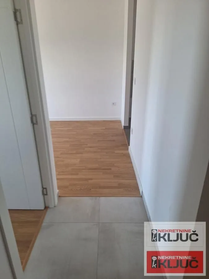 Prodaja, dvosoban stan, 43m², Novo naselje, Novi Sad