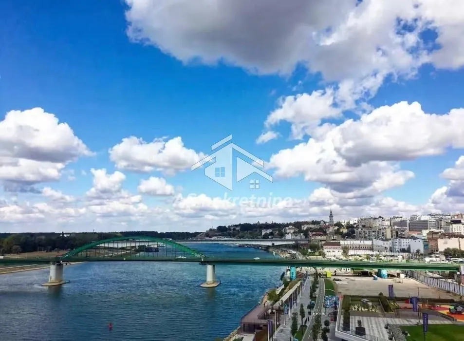Izdavanje, četvorosoban stan, 142m², Savski Venac, Beograd