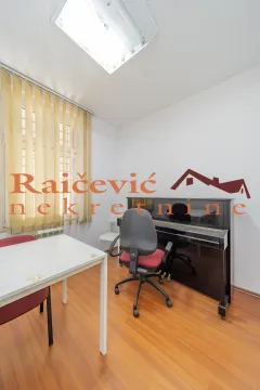 Rent, office space, 85m², Vračar Hram, Vračar Sve Podlokacije - image 11