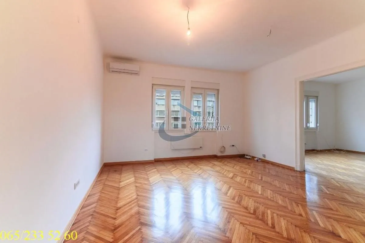Rent, office space, 114m², Tašmajdan, Palilula Sve Podlokacije