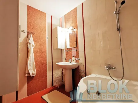 Izdavanje, trosoban stan, 87m², Preko Morače, Podgorica - image 18