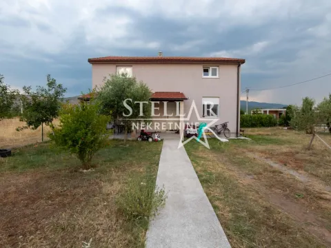 Izdavanje, dvosoban stan, 69m², Donji Kokoti, Podgorica - image 3
