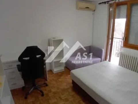 Izdavanje, dvosoban stan, 47m², Detelinara, Novi Sad Sve Podlokacije - image 1