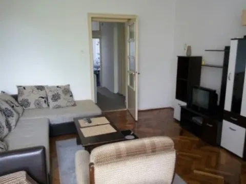 Izdavanje, stan, 27m², Centar, Podgorica - image 5