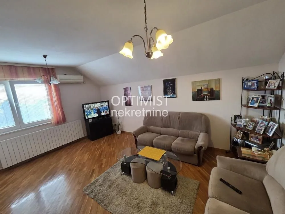Sale, four bedroom apartment, 95m², Brace Jerković, Voždovac Sve Podlokacije