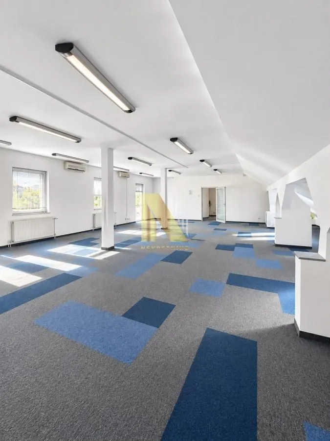 Rent, office space, 158m², Centar, Novi Sad