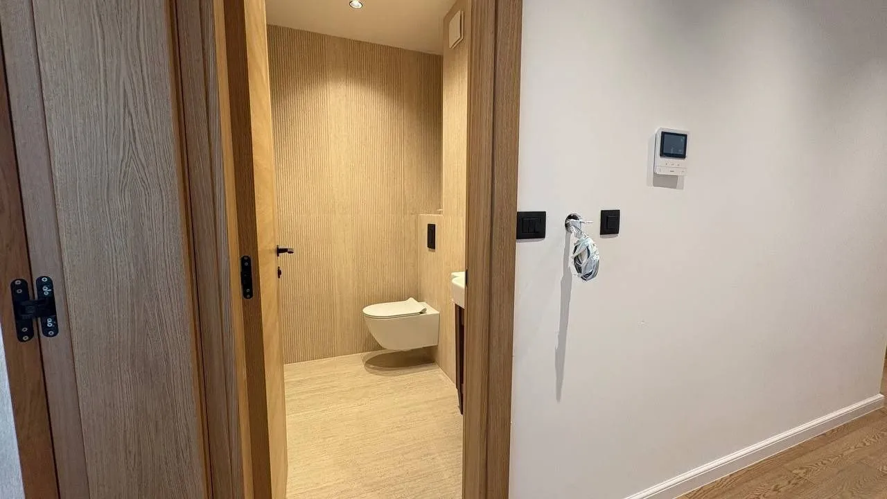 Prodaja, trosoban stan, 101m², Tivat, Crna Gora
