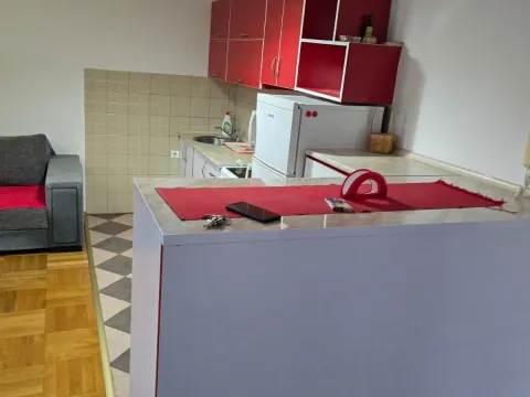 Prodaja, jednosoban stan, 42m², Popovići, Bar - image 2