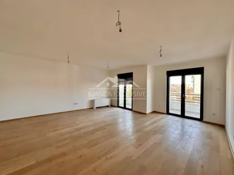 Prodaja, trosoban stan, 124m², Savski Venac, Beograd - image 1