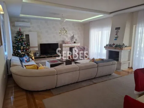 Izdavanje, kuća, 228m², Tatarsko brdo, Petrovaradin - image 4