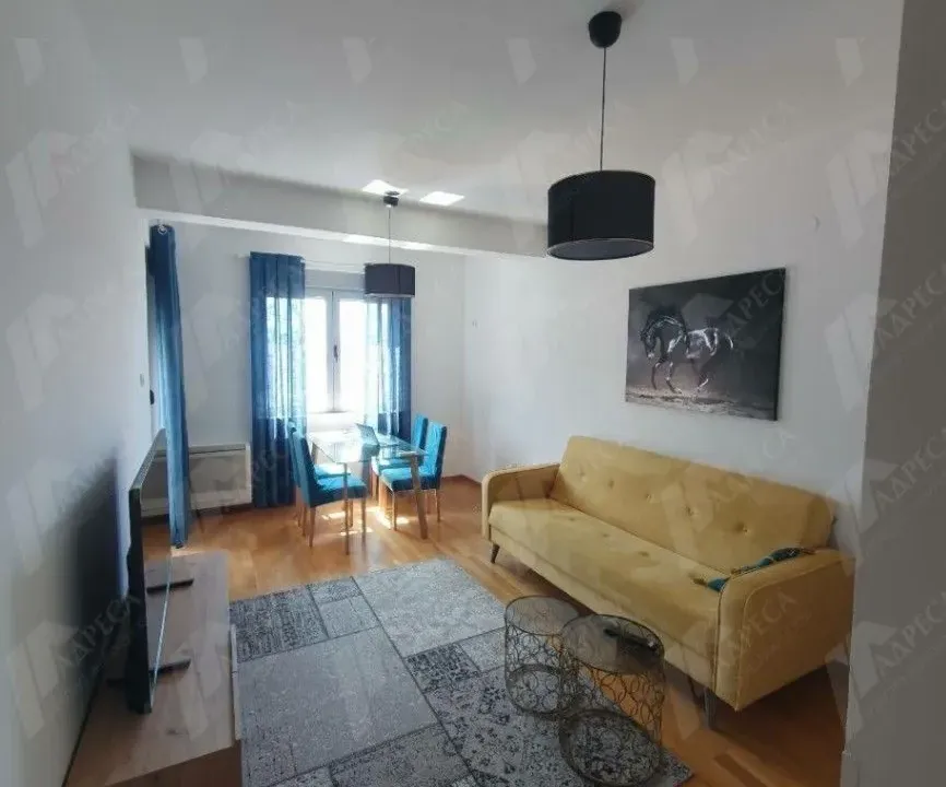 Izdavanje, jednosoban stan, 47m², Mainski Put, Budva