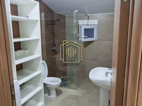 Izdavanje, dvosoban stan, 80m², Donja Gorica, Podgorica - image 6