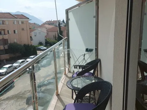 Rent, studio apartment, 29m², Bulevar, Budva - image 7