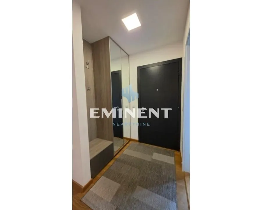 Rent, four bedroom apartment, 104m², Novi Beograd Blok 65, Novi Beograd Sve Podlokacije