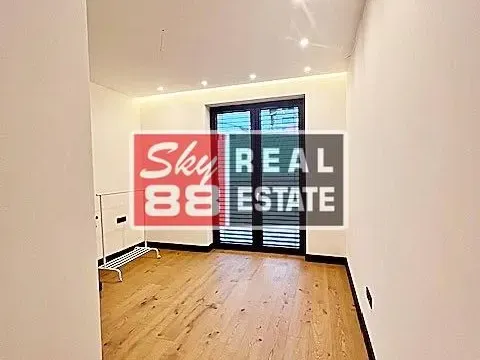 Izdavanje, četvorosoban stan, 129m², Neimar, Vračar Sve Podlokacije - image 6