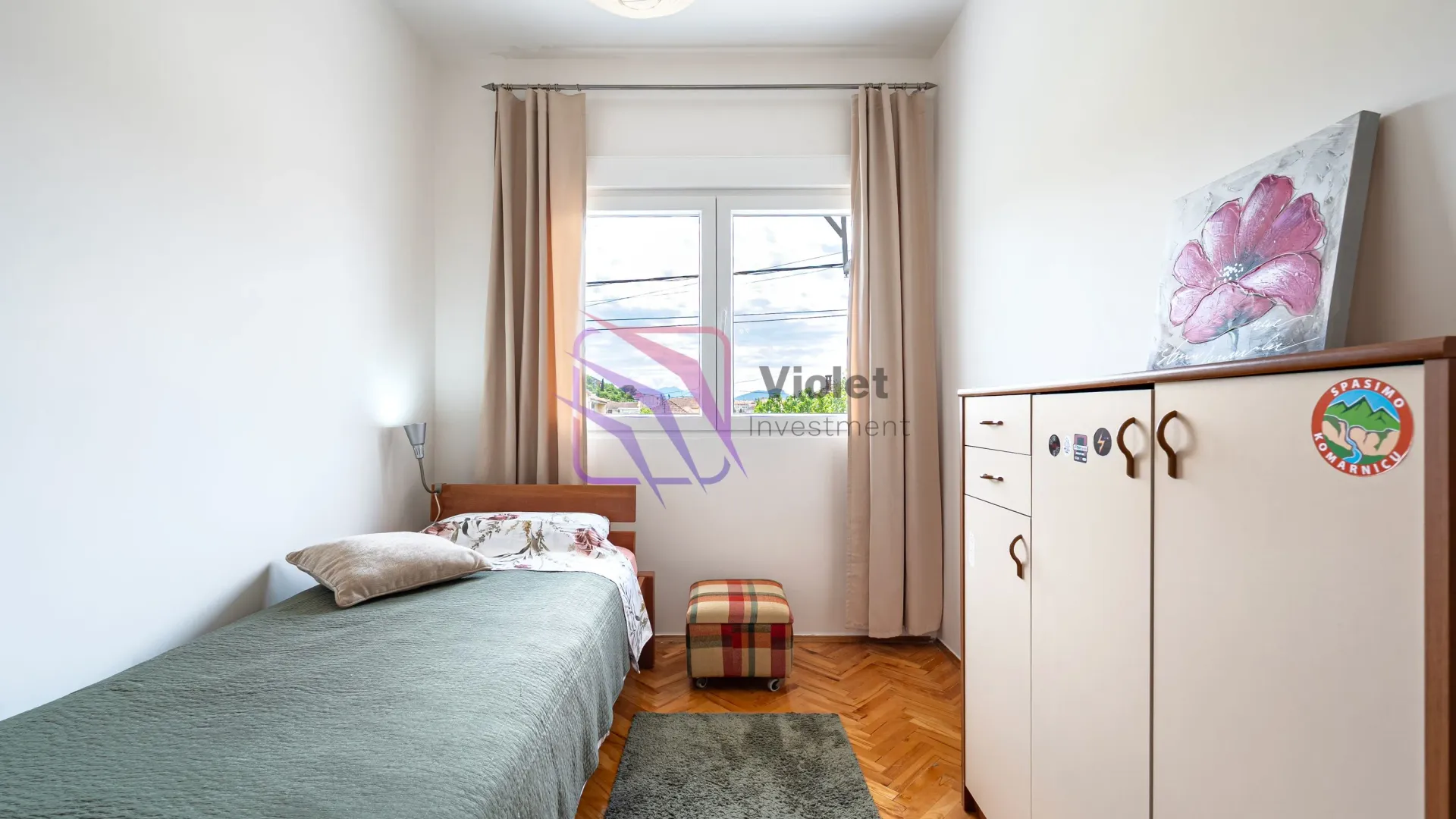 Izdavanje, trosoban stan, 100m², Dalmatinska ulica, Podgorica