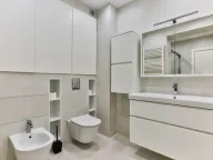 Rent, three bedroom apartment, 190m², Bečići, Budva - image 8