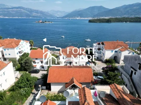 Prodaja, dvosoban stan, 115m², Tivat, Crna Gora